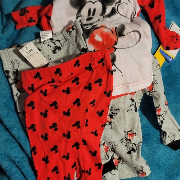 Pj Set Disney Mickey Mouse 12 months 4 Piece Unisex Boys New NWT - Picture 6 of 16